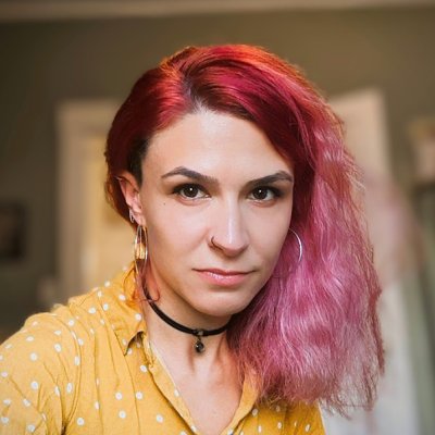 Headshot of Colleen